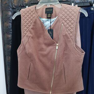Women's NWT Wool and Cashmere Blend Rich Taupe Vest